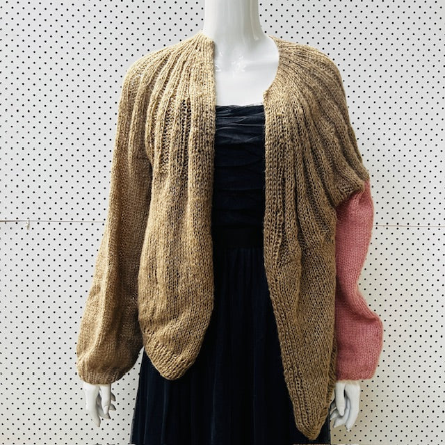 hand knitted / oversized loose stitch soft merino cardigan / s/m (3886319070850137474)