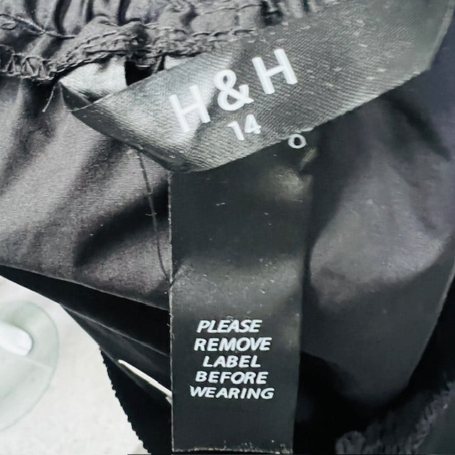 H+H / poplin flare skirt / 14 / new with tags Skirts