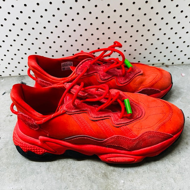 ADIDAS / Ozweego / red / 42.5 (3886395965214153222)