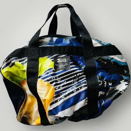 barrel bag / great for a weekend away / burgerfuel 3 years (3886396256996895243)