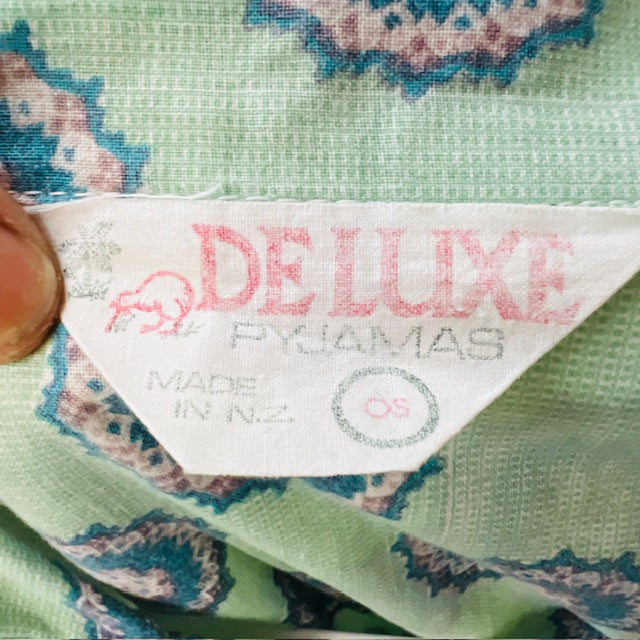 1980s vintage / DE LUXE / pyjama set / OS / made in nz (3886923133314953842)