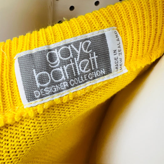 1990s nz vintage / GAYE BARTLETT / bright yellow knit tube skirt / s/m (3887024538593932677)