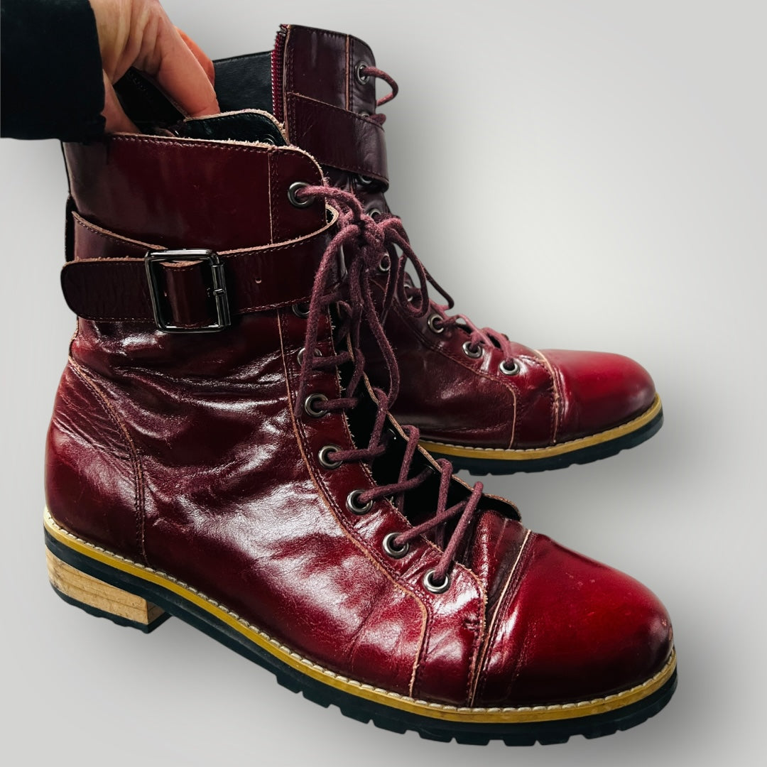 KATE SYLVESTER / cherry red biker boots / 38 (3887450377782066776)