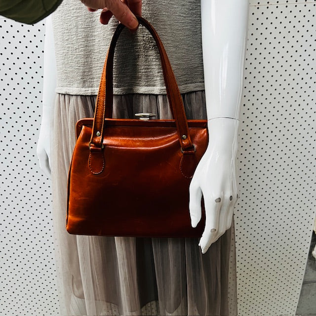 1960s vintage FLORIAN / leather handbag / made in nz (3888053498972353355)