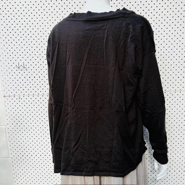 SIREN / brown v neck merino jumper / s/m (3888681755552273682)