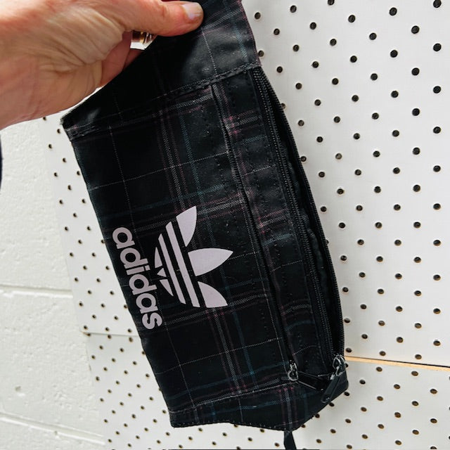 ADIDAS / cross body or bum bag / plaid (3889342649381854904)