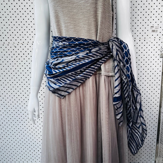 SILK / scarf / large (3889867460053712368)