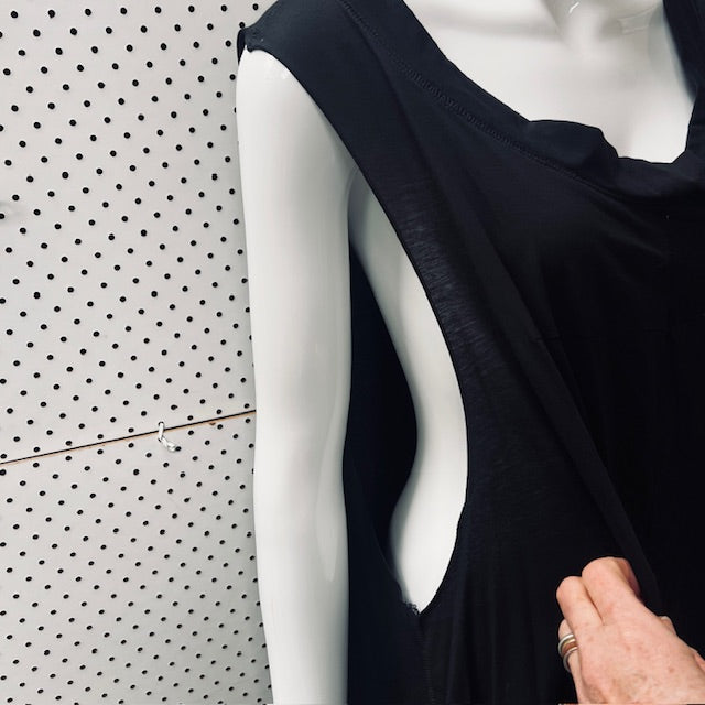 RYAN TURNER / stunning dress with sleeves to tie around dress / 3 / made in nz (3890118458882017767)
