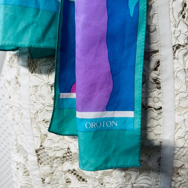 vintage / OROTON / silk scarf (3892381934150784149)