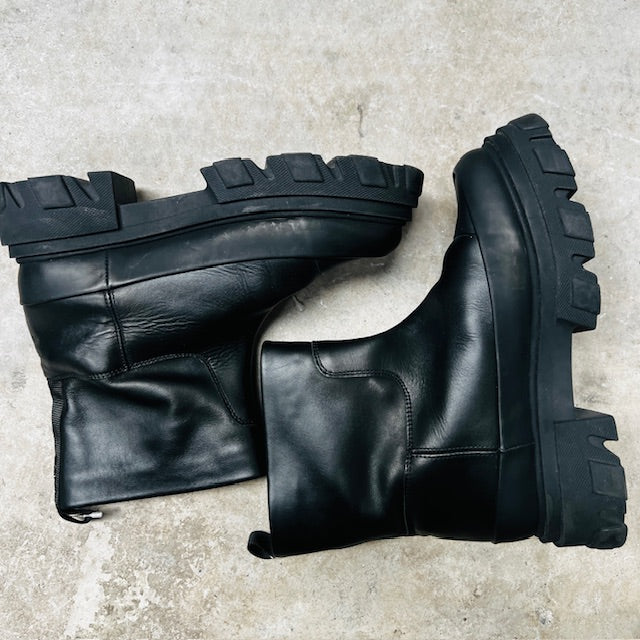 GANNI / leather chunky boots / 40 (3892559192353048228)