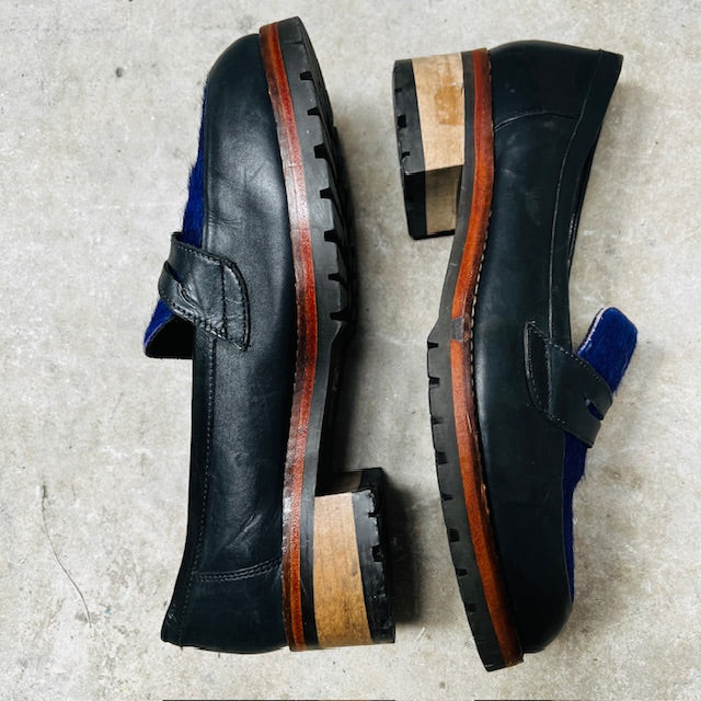 JUNO / loafers with blue horsehair / 39 (3892559273142663827)