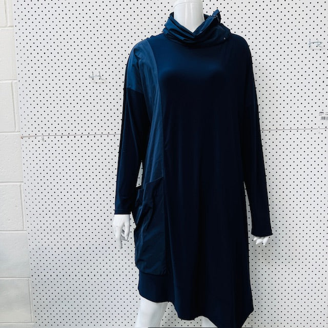JOSEPH RIBKOFF / funnel neck dress / 14 (3893694595265394568)