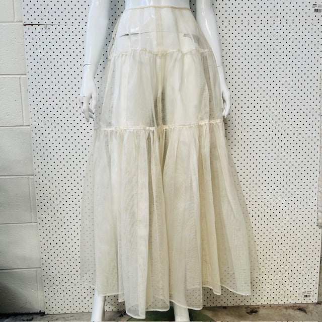 1960s nz vintage / TULLE / full underskirt in white / s (3894108312791262263)