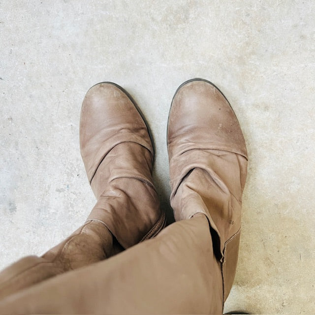 EOS / knee length brown leather boots / 38 (3894777445183006824)