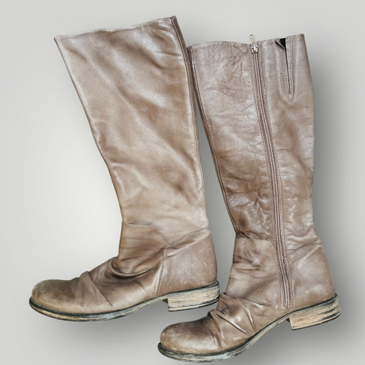 EOS / knee length brown leather boots / 38 (3894777636646627289)