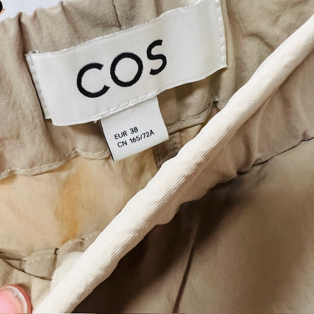 COS / barrel leg pants in taupe / s (3895915097487347221)