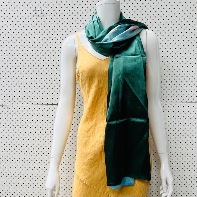 100% silk / large scarf / green + blue (3895915278208505583)