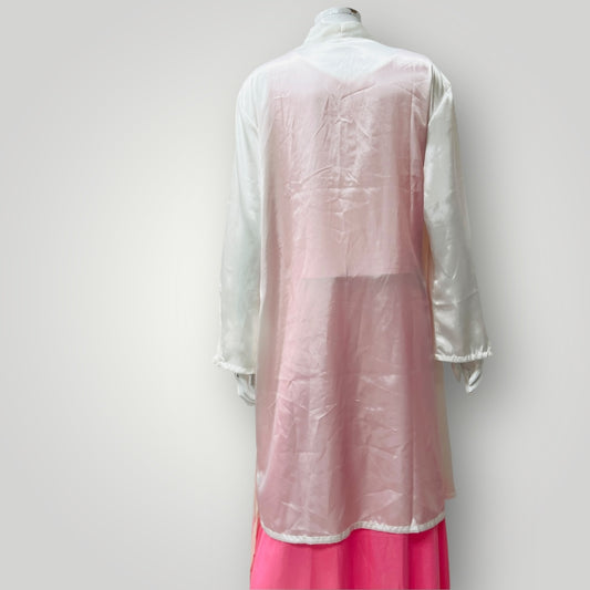 vintage / TRIUMPH / satin robe / L (3896001976944322397)