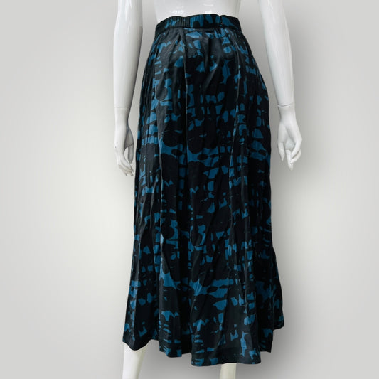 ELK / blue skirt / 14 (3896076110638171993)