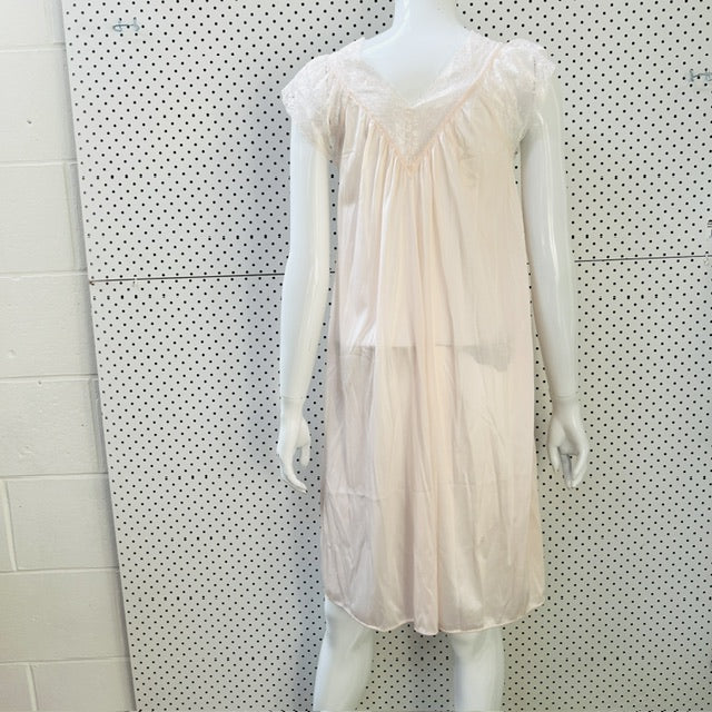 1990s vintage / bendon / pink chemise with frills / s (3896160628350700526)