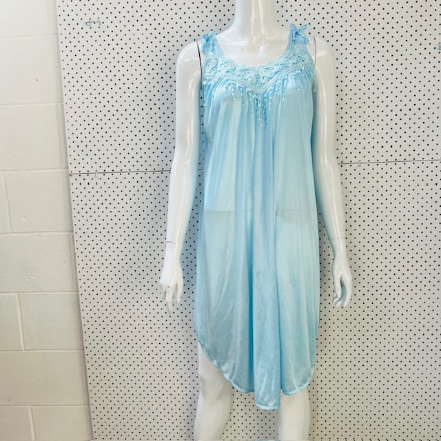 slinky satin / blue chemise with lace / m (3896160638169509240)