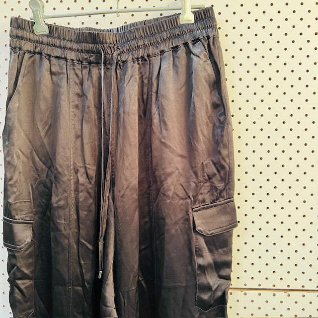 MAX / black satin cargo joggers / 12 (3896507697664598043)