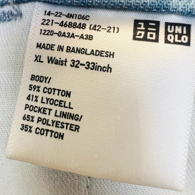 UNIQLO / drapey denim pleated pants in light wash / XL / as new (3896507748006280573)