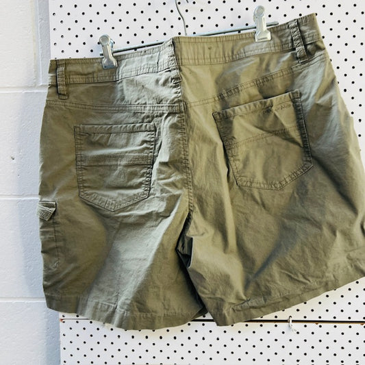 DKNY / khaki shorts / us16 (3896507774322069930)