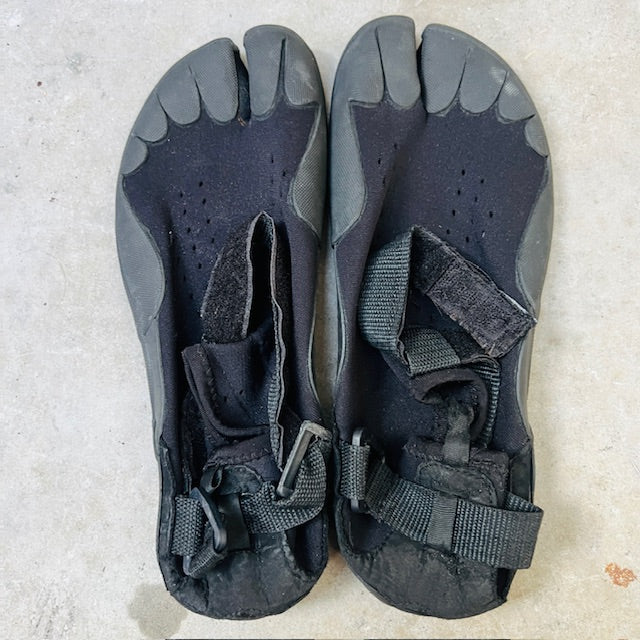 DEEP BLUE split toe neoprene boots / 9 (3897133020305474102)