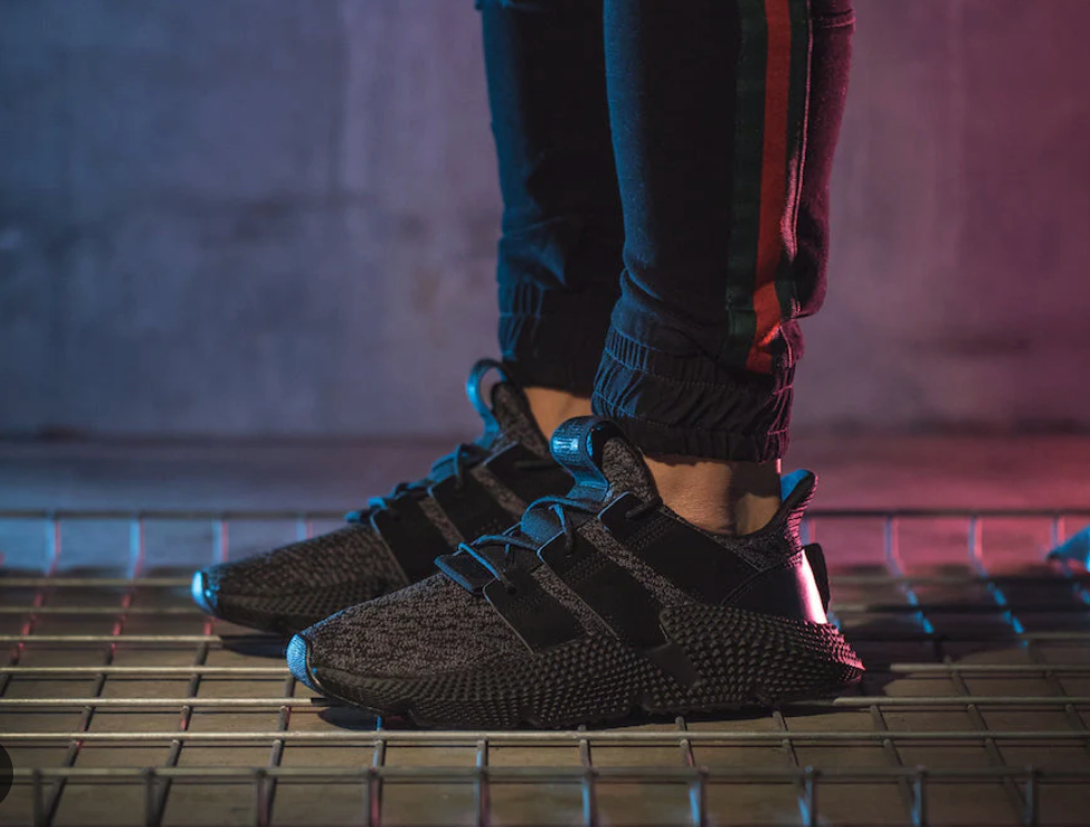 adidas originals / prophere in black + pink / 40 (3897192743504736375)