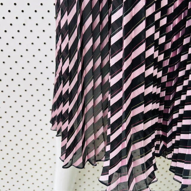 permanent pleat midi skirt in pink + black / XL+ (3899540079317297241)