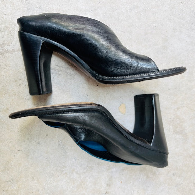 CoSTUME NATIoNAL / leather mules / 39 (3900753682440087063)