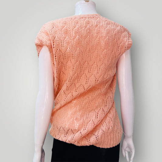 hand knitted / apricot wool vest / s (3906984560079970546)