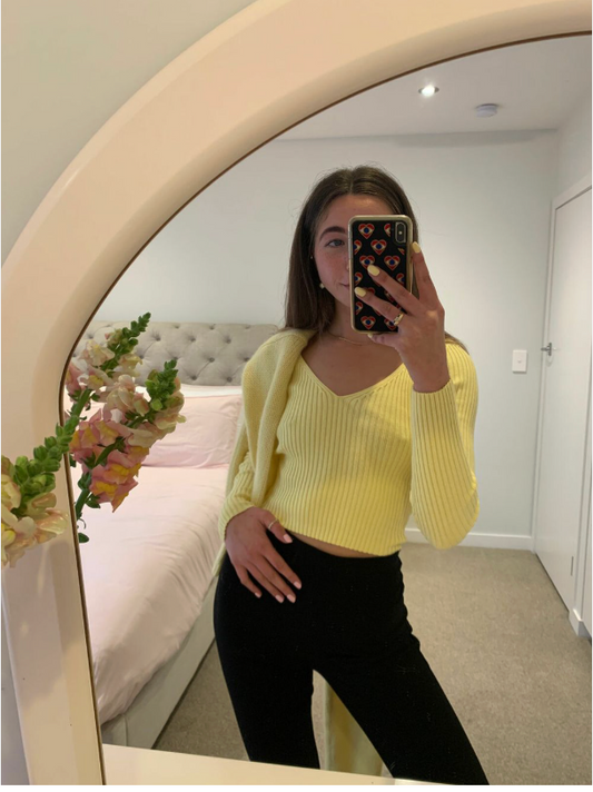 RUBY / carrie longsleeved rib top in butter yellow / 20 (3907668901935508372)