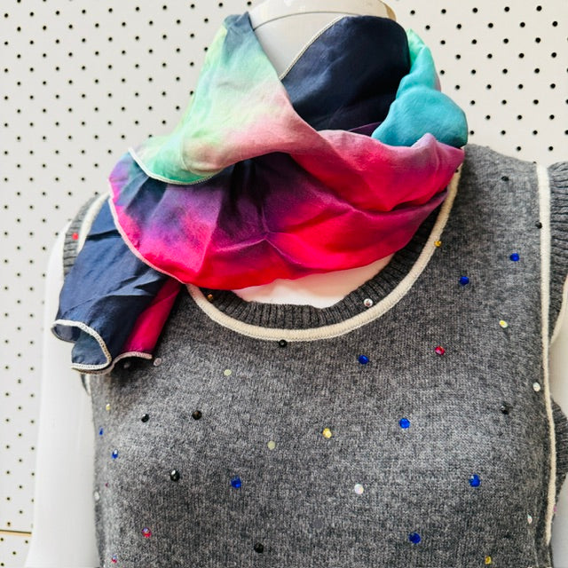 silk / scarf / tie-dyed (3915871887139637605)