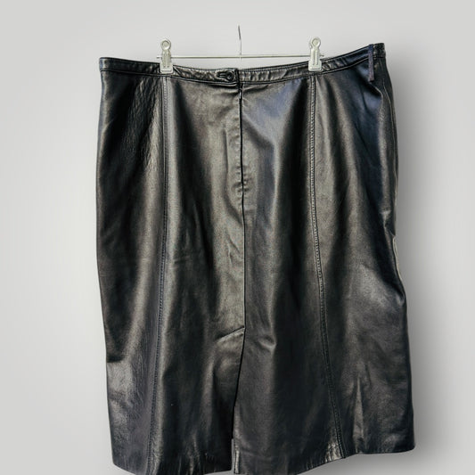 y2k vintage / MICHEL ANTONI / black leather skirt / 18 (3919664934295107272)