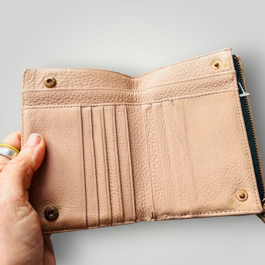 STATUS ANXIETY / beige leather wallet (3924432113595357184)