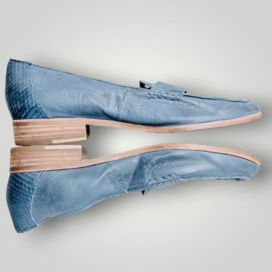 SILENT D / blue textured leather woven cut-out loafers / 39 (3926156241520040185)