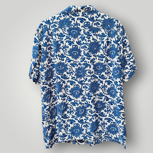 WORKSHOP / blue floral/scroll print short sleeve button-up shirt / XL (3926418152049819754)