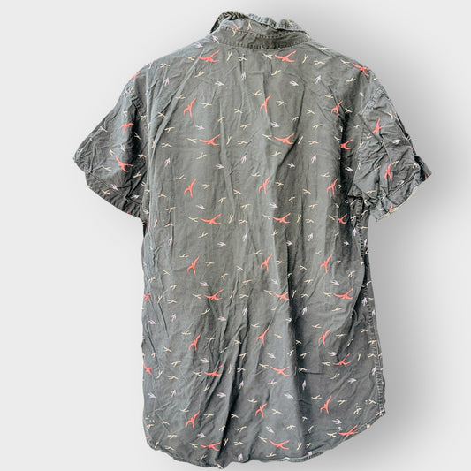 STÜSSY / dark grey all-over bird print short-sleeve button-up shirt / XL (3926847965969854807)