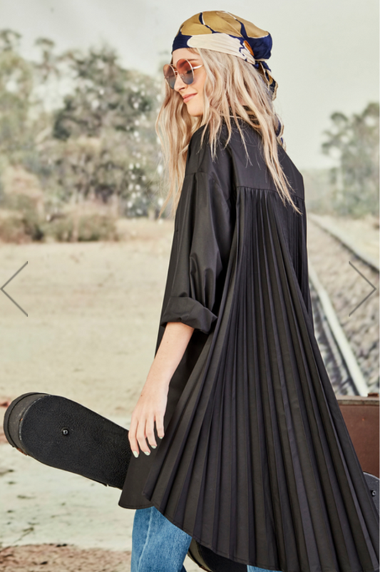 COOPER by trelise / 'pretty pleats' knee length shirt / XL (3927700371698071144)