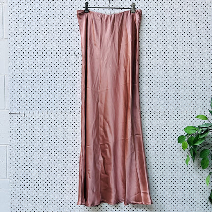 CAITLYN CRISP / enamoured skirt in rose silk / 12 / bnwt / $450rrp (3826444254280472627)