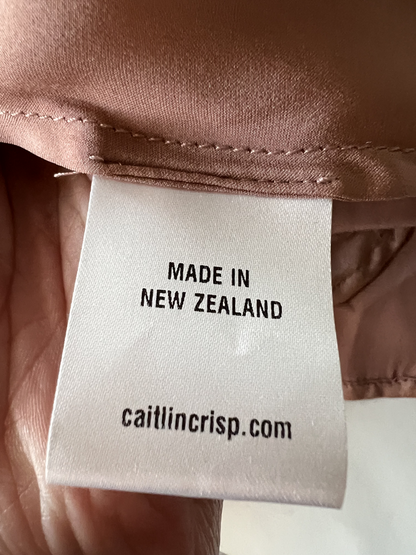 CAITLYN CRISP / othello shirt in rose pink silk / 12 / $450rrp / BNWT (3827500266864246894)
