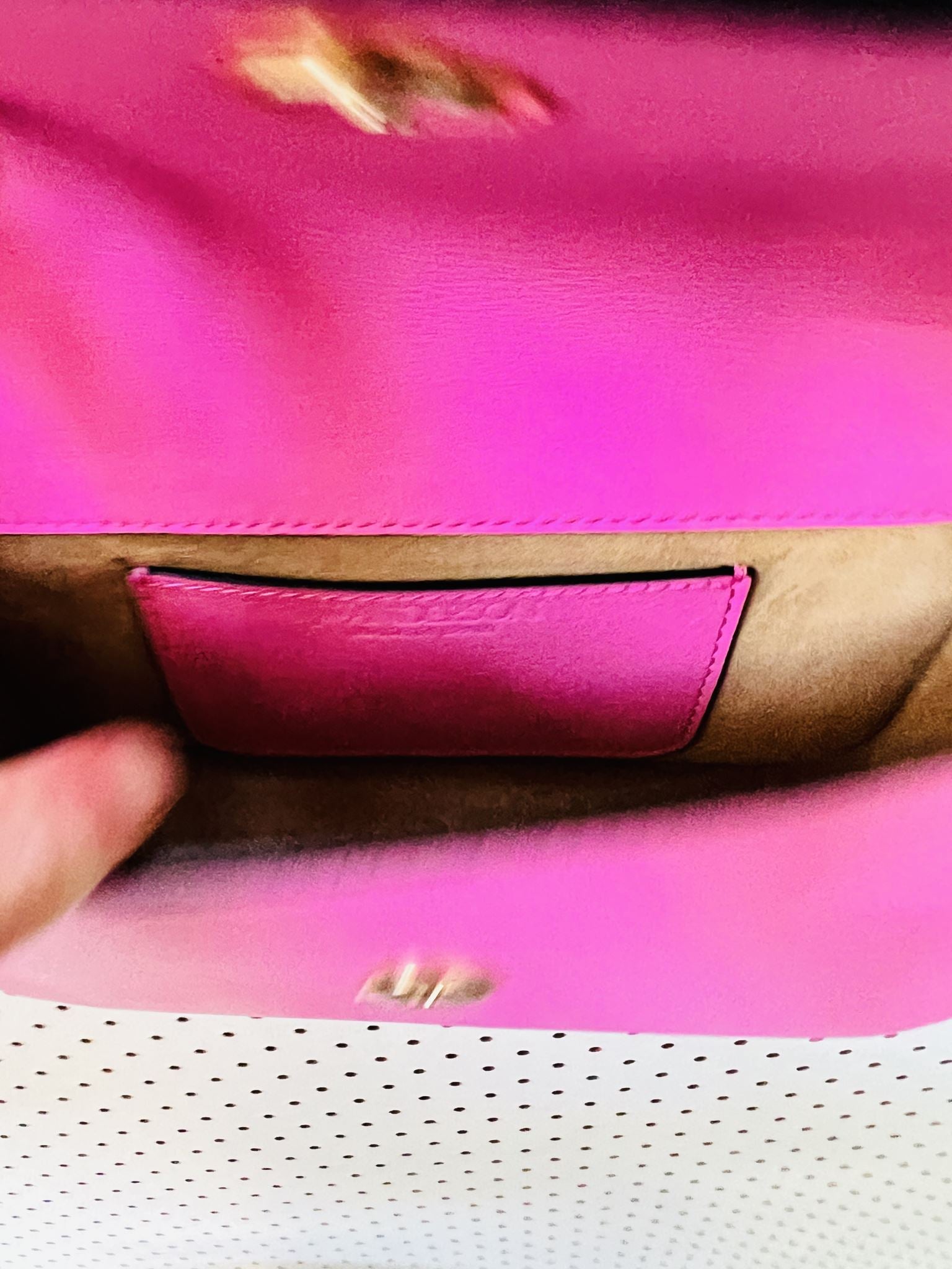 JW ANDERSON / tonal chant baguette bag in pink / $1300rrp / brand new with tags (3829469281093216144)