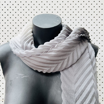 pleated balayage scarf (3831282957767866531)