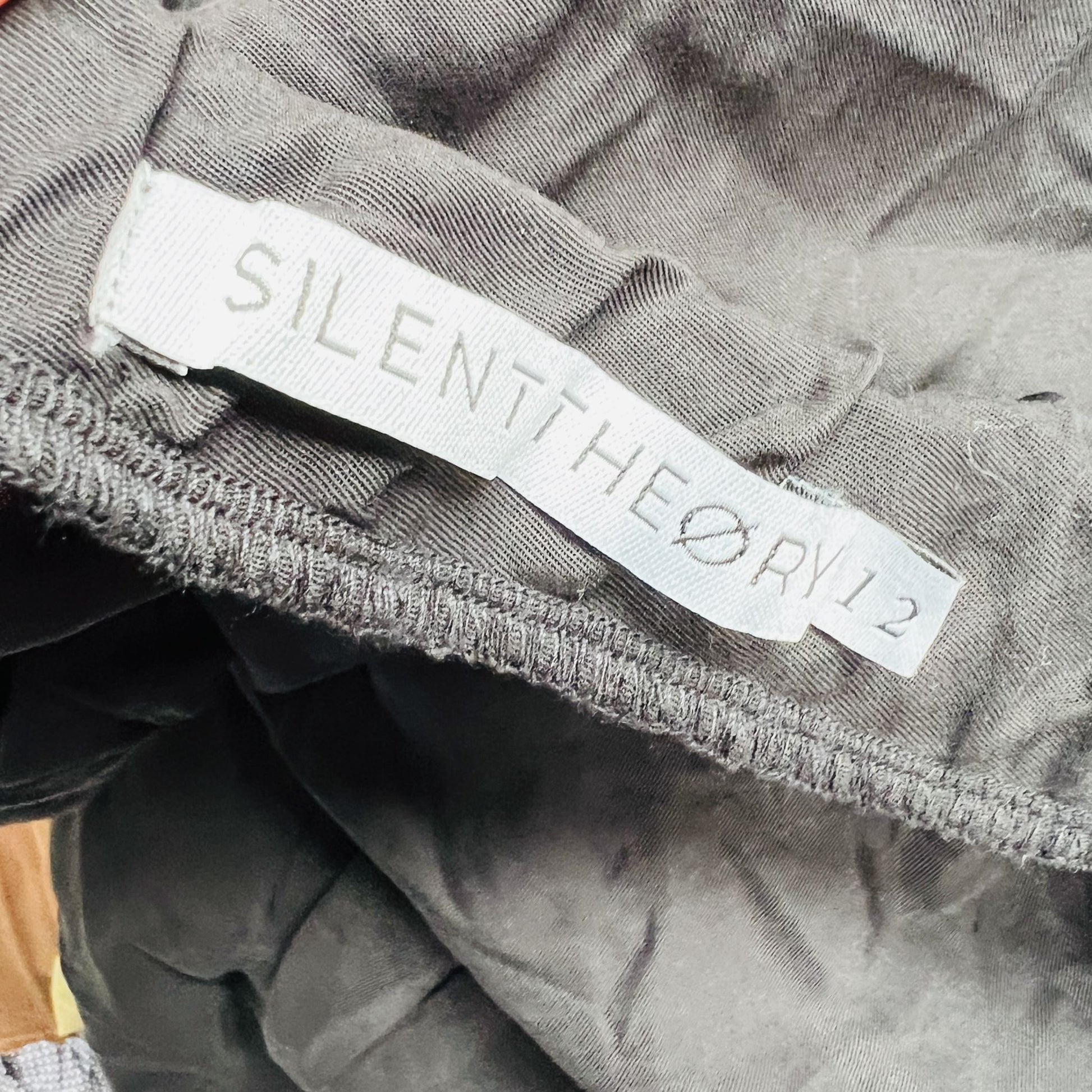 SILENT THEORY / black skirt / 12 Skirts