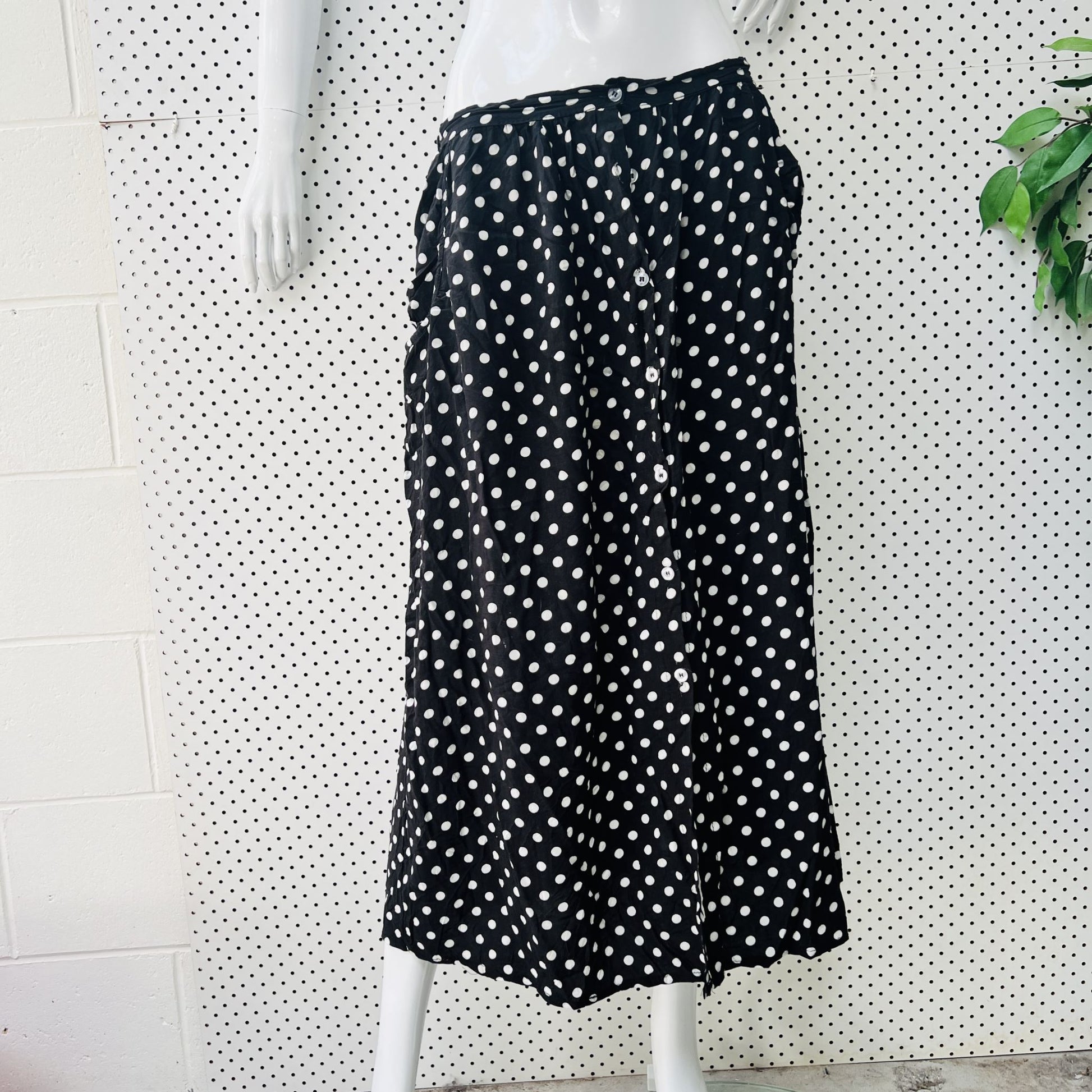 spotted midi skirt / made in italy / m – archival