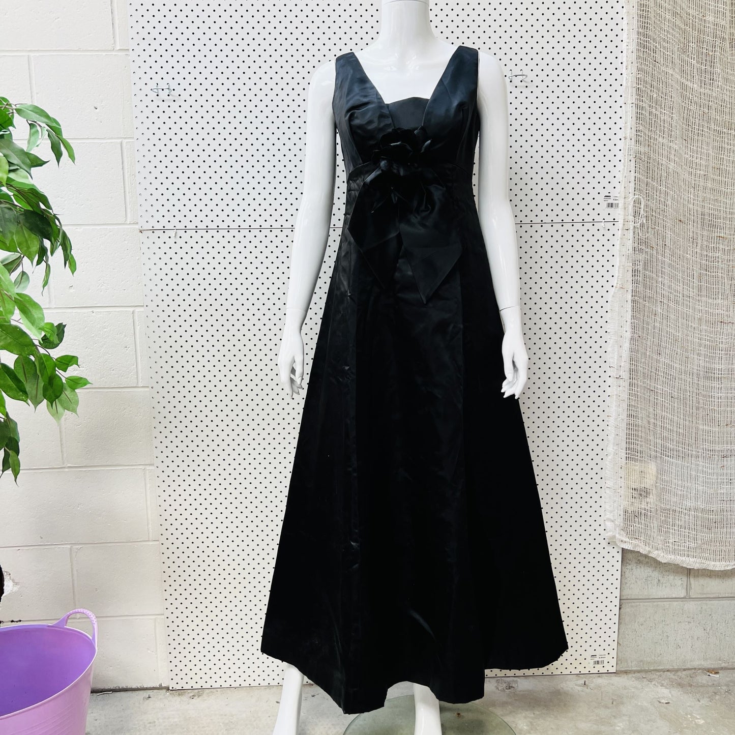 nz vintage / 1950s / ROYSTYLES / black cocktail maxi dress / S Vintage & retro