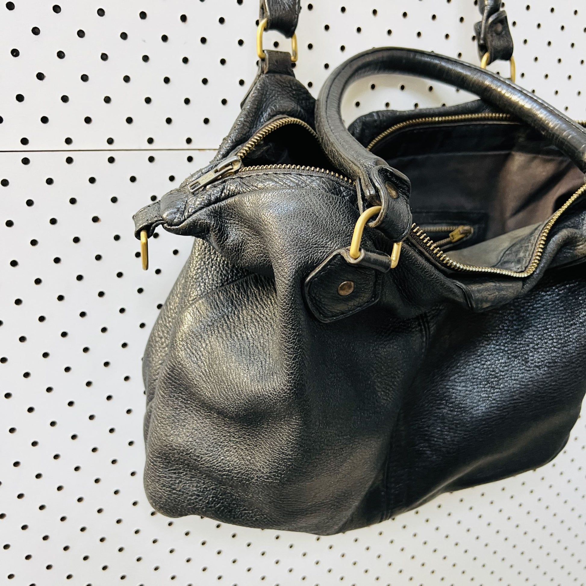DEADLY PONIES / black leather bag - mr chain gang? / made in nz (3843023654485210250)