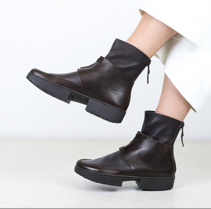 TRIPPEN / 'past' boots in brown leather / 37/38 (3853073602266290237)